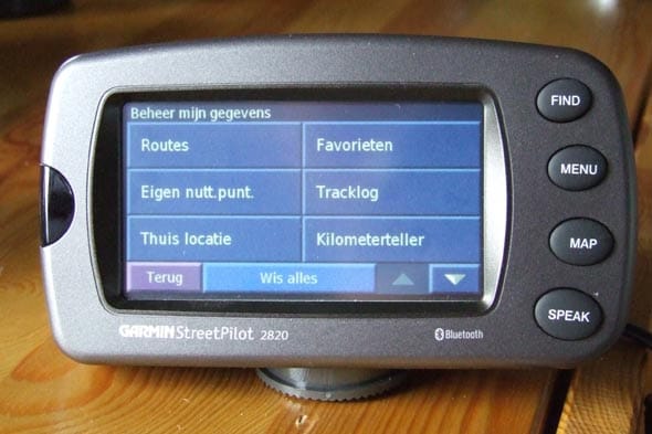 – Garmin StreetPilot 2820